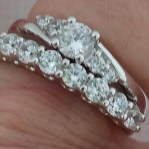 Beautiful rings size 5